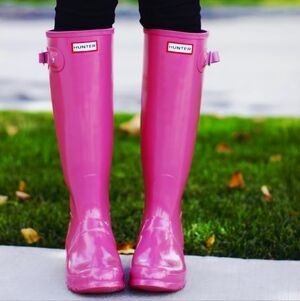 Brand New Rare Hunter Hot Gloss Pink Rain Boots (Wide Calf!)